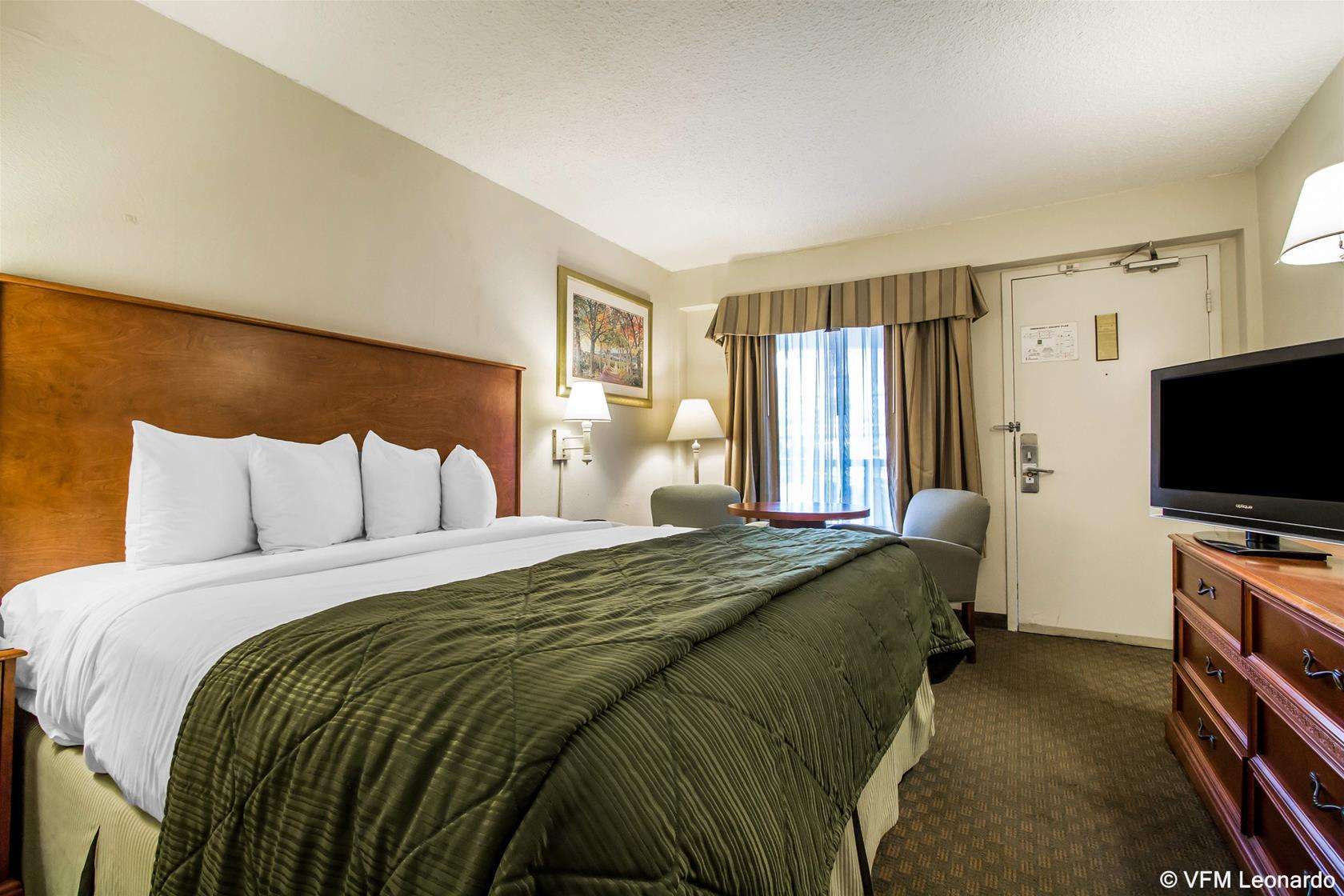 Quality Inn Savannah Historic District Exterior photo