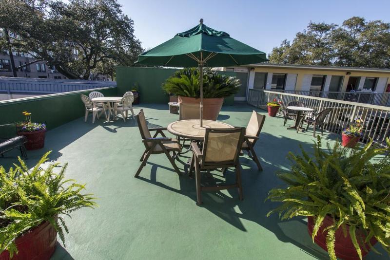 Quality Inn Savannah Historic District Exterior photo